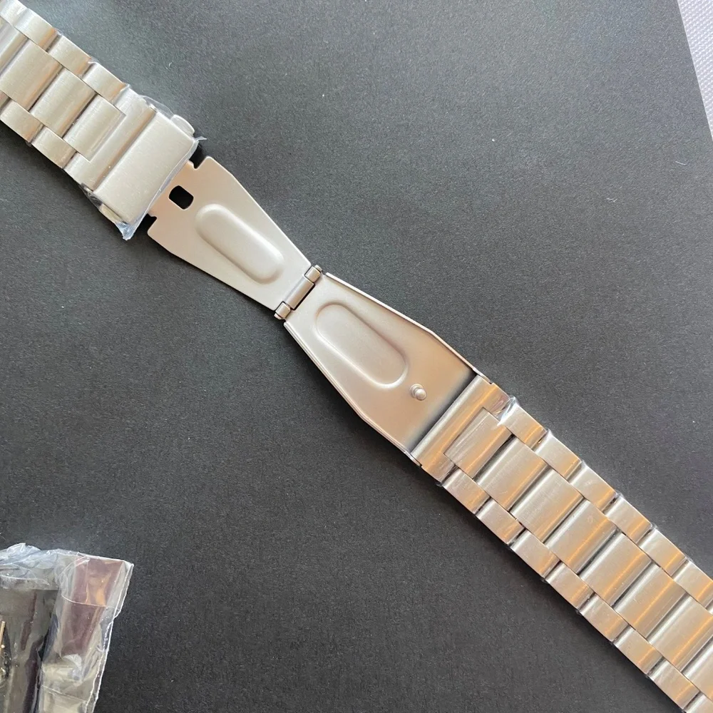 No Gap Metal Bands Compatible with Samsung Galaxy Watch Silver